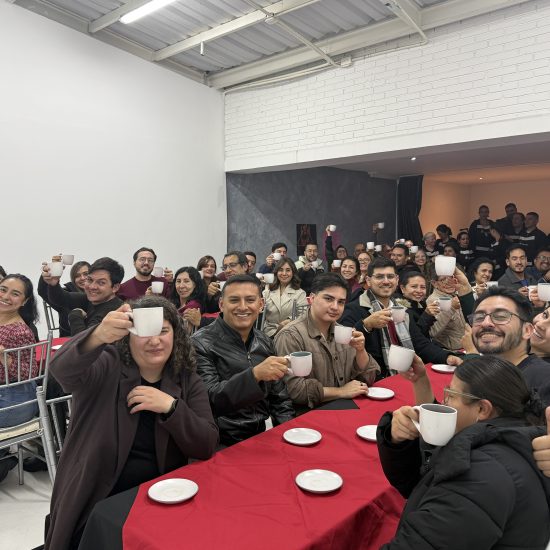 Fotografía reacciones publico en vivo.